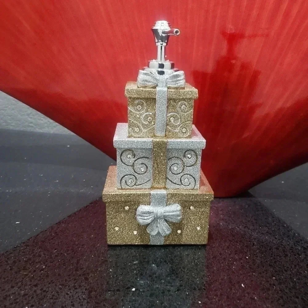 Gold and Silver Christmas Presents Soap Dispenser